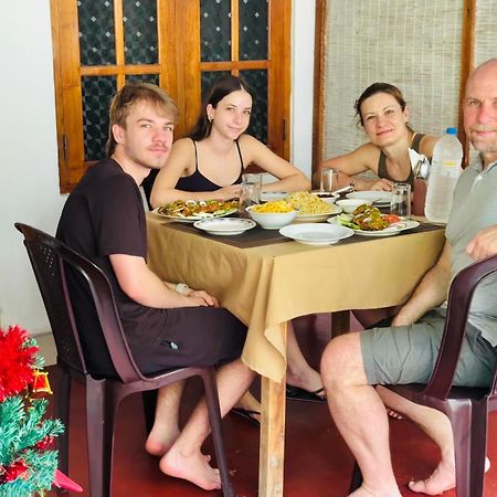 Nethmi Homestay & Restaurant Тангалла Экстерьер фото