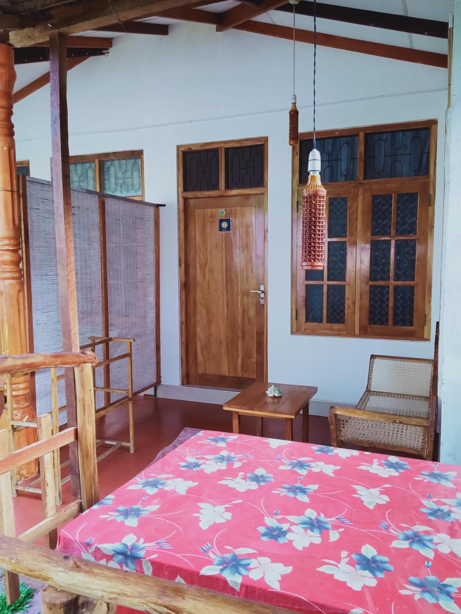 Nethmi Homestay & Restaurant Тангалла Номер фото