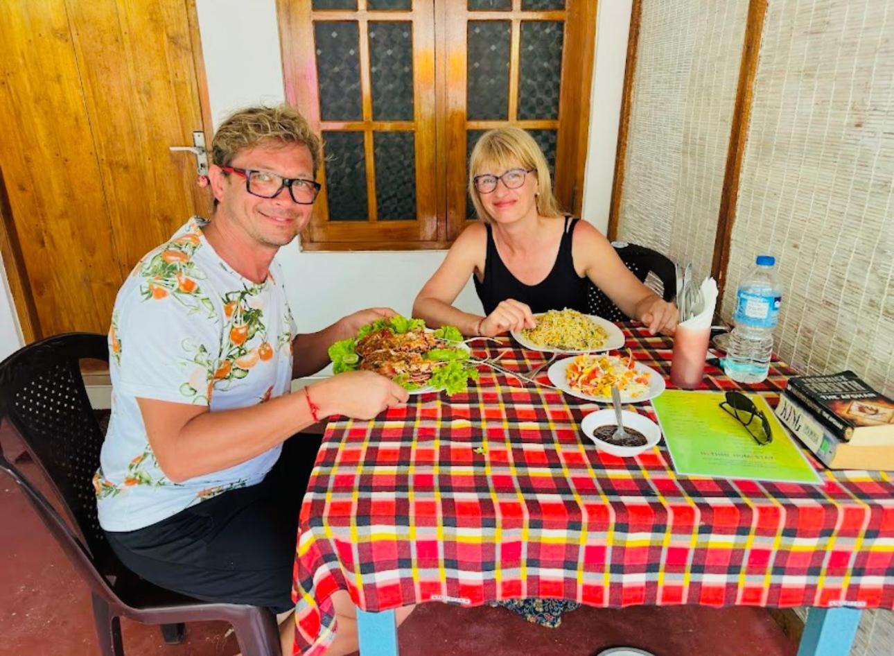 Nethmi Homestay & Restaurant Тангалла Экстерьер фото