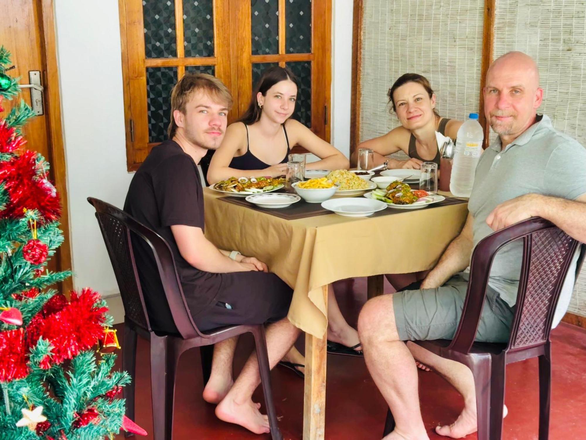 Nethmi Homestay & Restaurant Тангалла Экстерьер фото