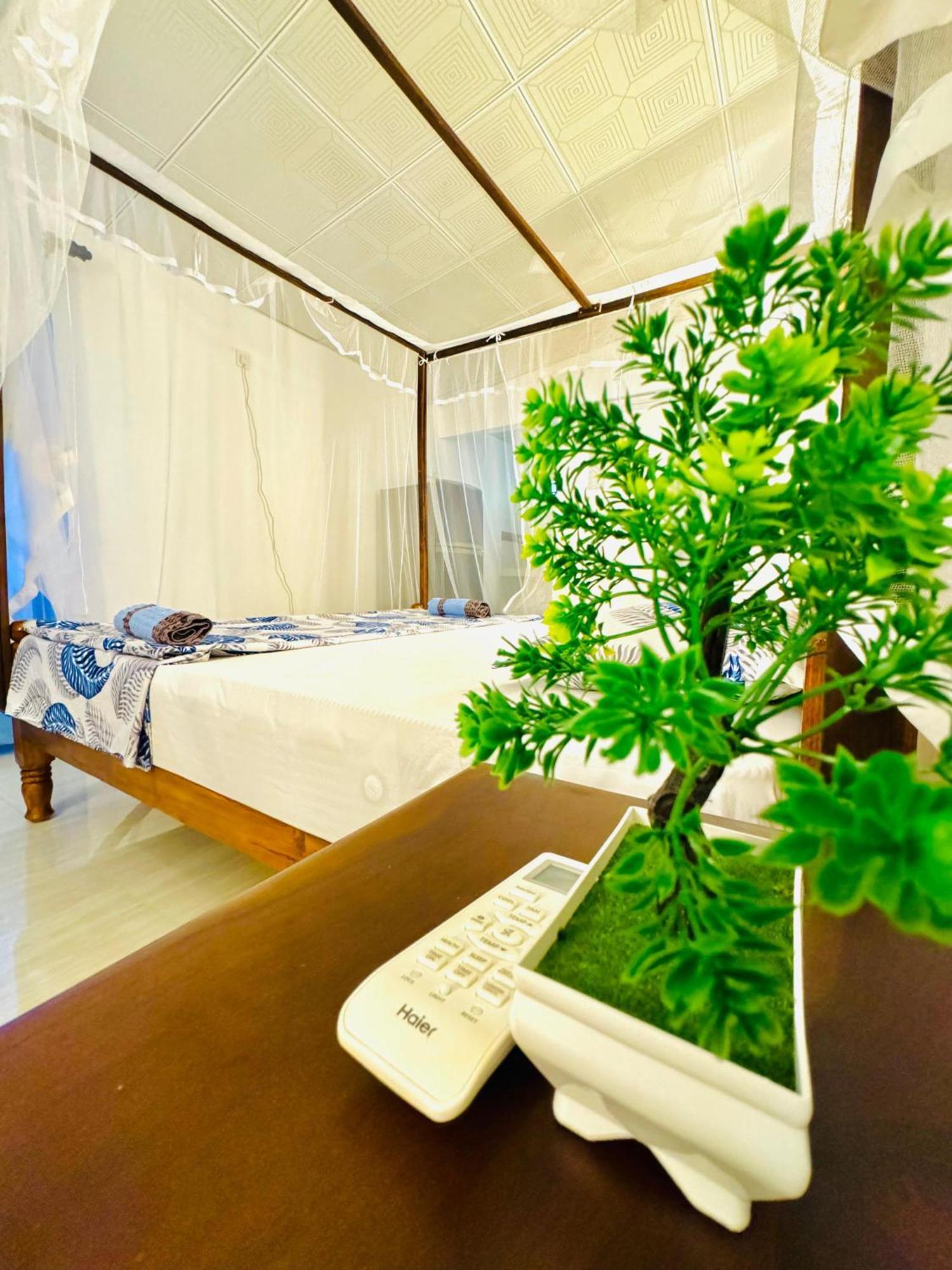 Nethmi Homestay & Restaurant Тангалла Номер фото