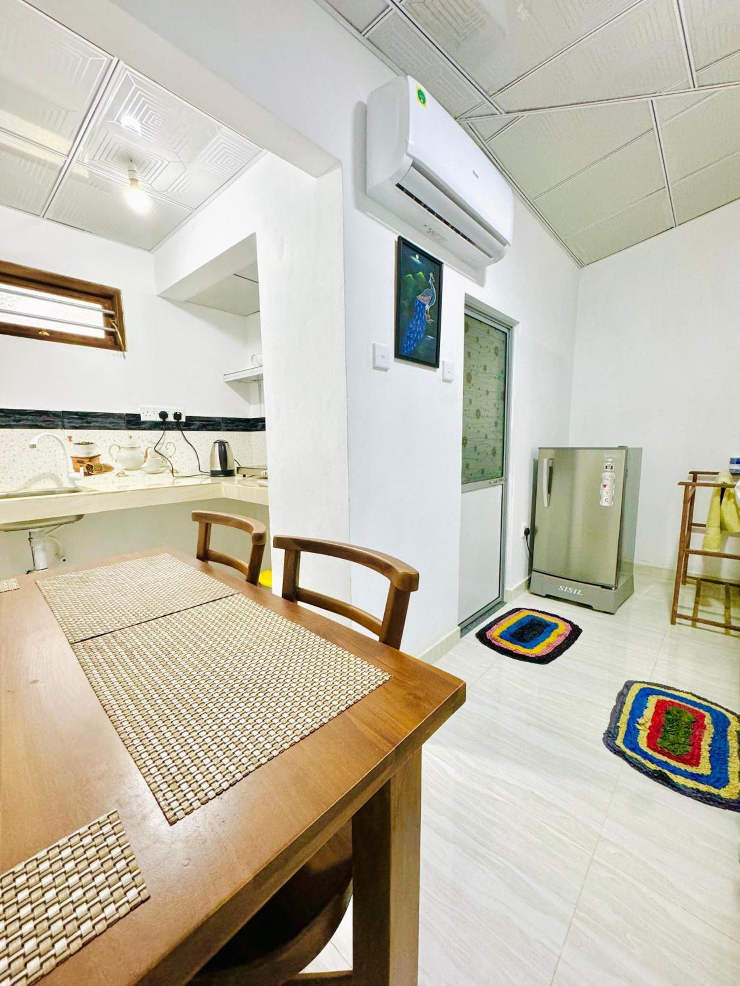 Nethmi Homestay & Restaurant Тангалла Экстерьер фото