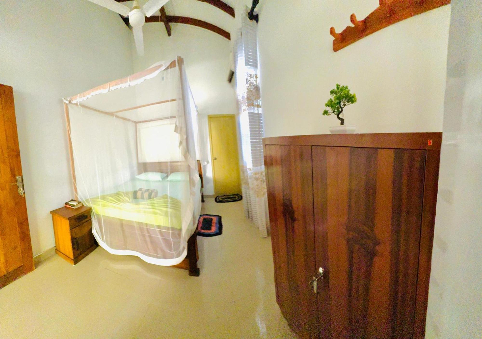 Nethmi Homestay & Restaurant Тангалла Экстерьер фото