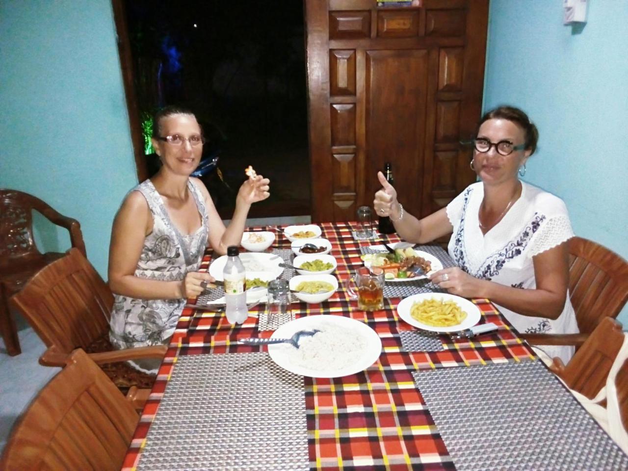 Nethmi Homestay & Restaurant Тангалла Экстерьер фото