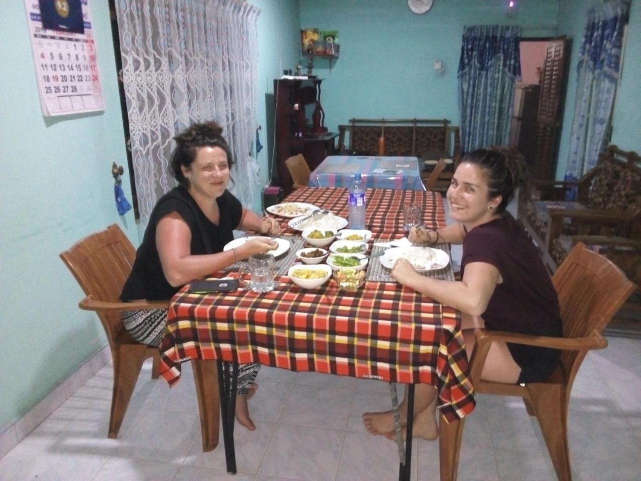 Nethmi Homestay & Restaurant Тангалла Экстерьер фото